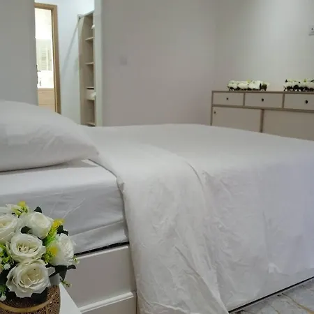 La Maison Du Cerisier Laon