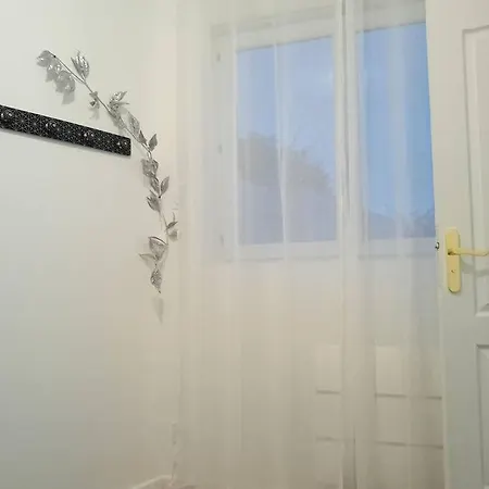 La Maison Du Cerisier * Laon